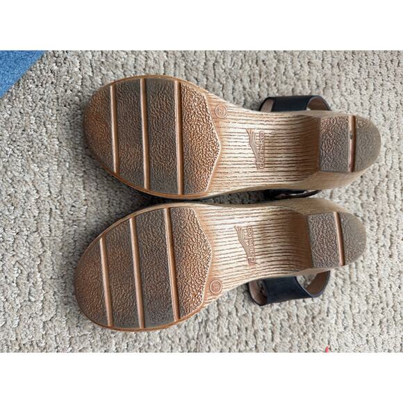 Dansko Marlow Sandal - Women's size 37 (US size 6.5 to 7) - Picture 5 of 5